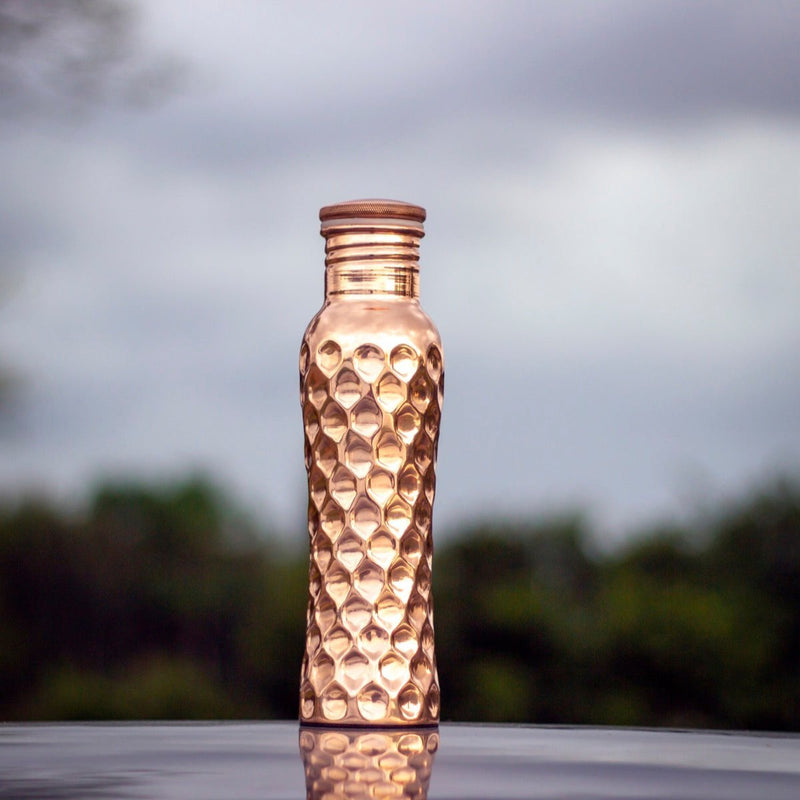 Curved Diamond Groove Water Bottle - 1 Litre | Verified Sustainable Bottles & Sippers on Brown Living™