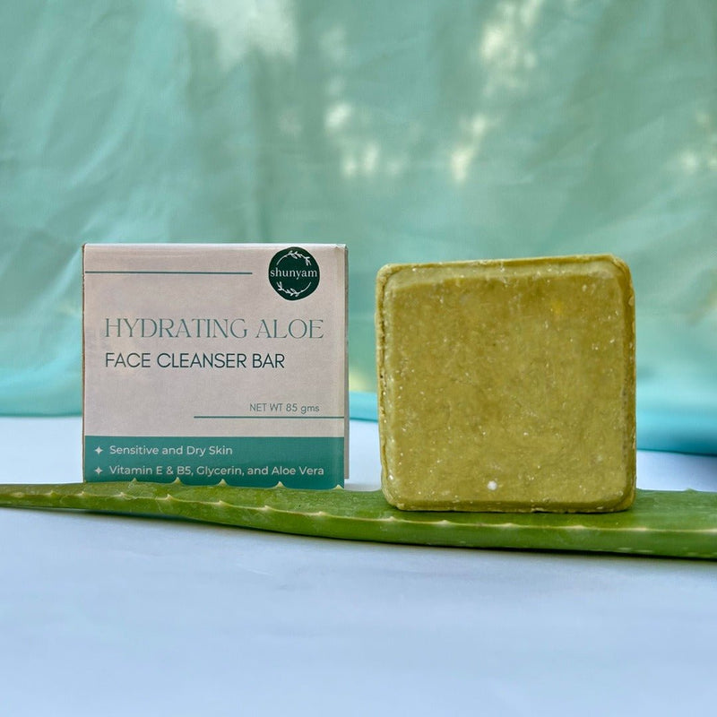 Hydrating Aloe Face Cleanser Bar with Vitamin B5 & E - 80 g | Verified Sustainable Face Cleanser on Brown Living™