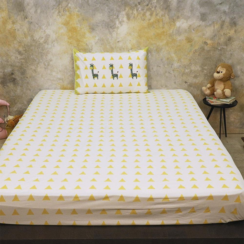 Buy Bed Set - My Best Friend Gira The Giraffe - Yellow | Shop Verified Sustainable Bed Linens on Brown Living™