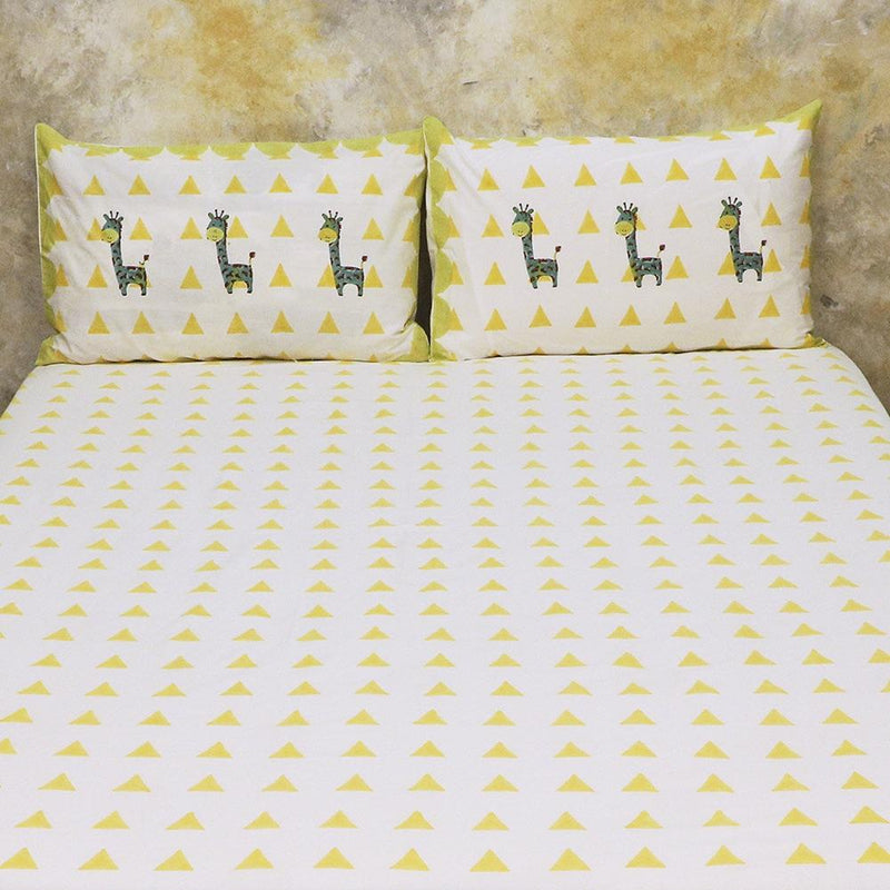 Buy Bed Set - My Best Friend Gira The Giraffe - Yellow | Shop Verified Sustainable Bed Linens on Brown Living™