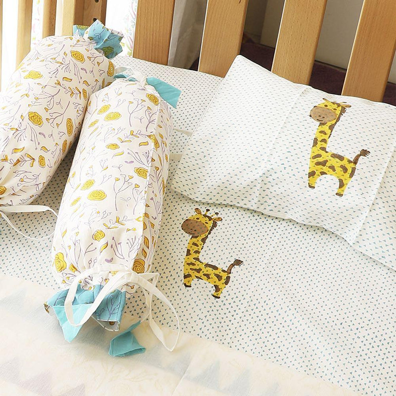 Buy Cot Bedding Set - My Best Friend The Giraffe - Blue | Shop Verified Sustainable Bed Linens on Brown Living™