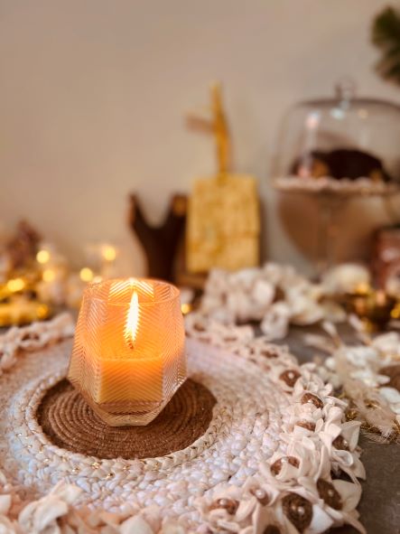 Buy Deck The Hall with Bough of Holy | Christmas Candles | Shop Verified Sustainable Candles & Fragrances on Brown Living™