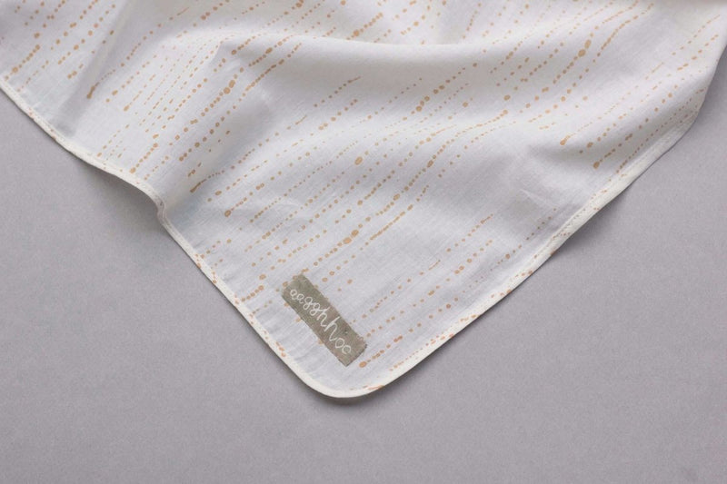 Buy Humming Dots Swaddles - Set of 2 - Signature Prints | Shop Verified Sustainable Baby Swaddle on Brown Living™