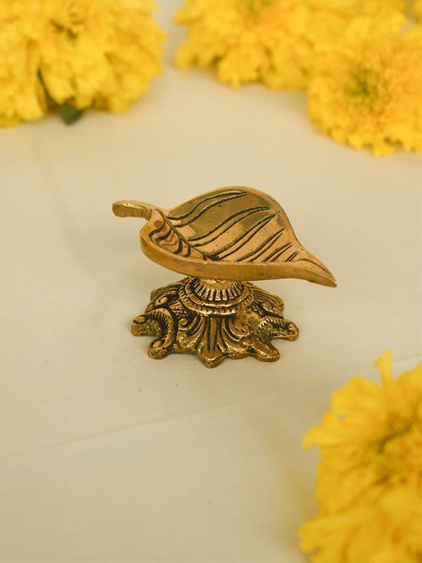 Buy Ila Diya | Shop Verified Sustainable Pooja Needs on Brown Living™