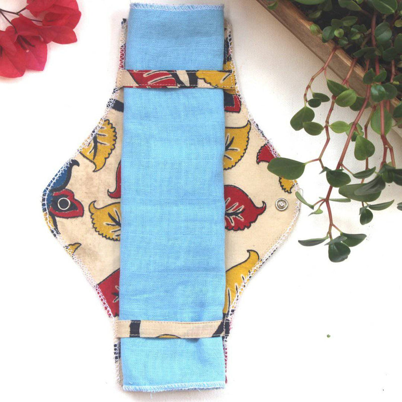 Buy Lithe - Medium Flow Reusable Pad Set of 2 | Shop Verified Sustainable Sanitary Pad on Brown Living™