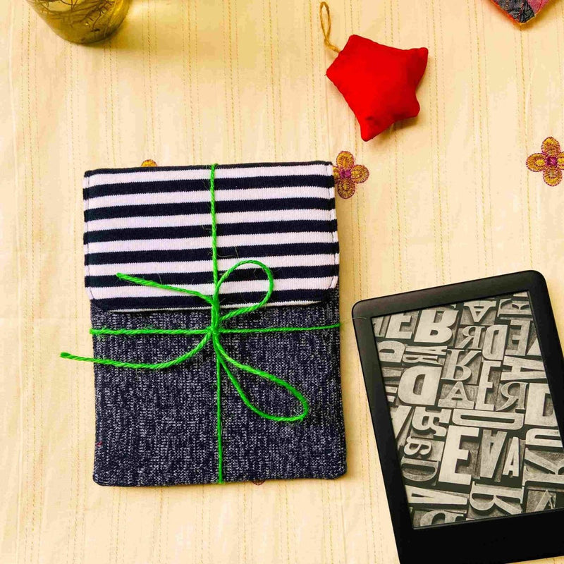 Buy New Year Gift- Kindle Sleeve - A starry night | Shop Verified Sustainable Tech Accessories on Brown Living™